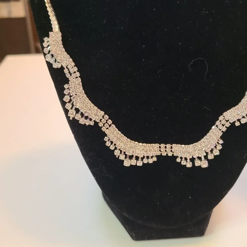 Wedding Necklace and Earrings with Rhinestones Costume Jewelry - Picture 8 of 11